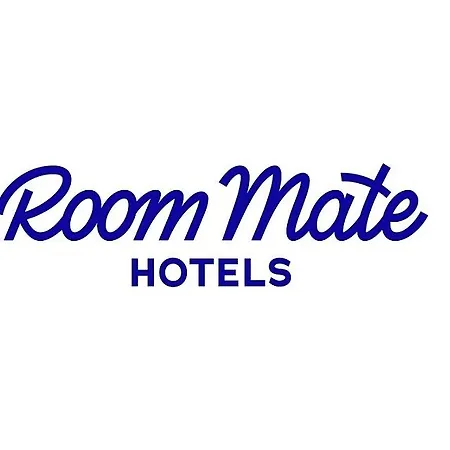 Mate Collection Filippo, Rome-fontana Di Trevi 4* רומא